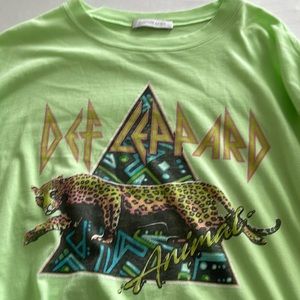 Long sleeve t shirt lime green